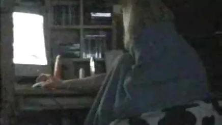 Kendisi ile oynuyor mastürbasyon porno sex alt yazılı