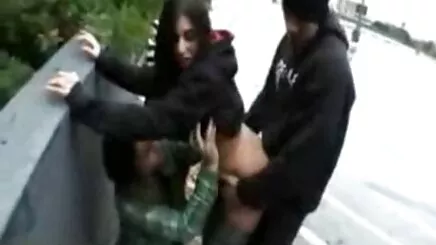 Missy dolu bir altyazili aile pornosu yüz