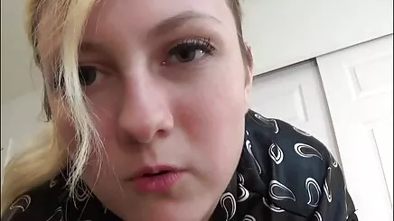 Çok eski altyazili full porno kız arkadaşı yatakta mastürbasyon yaparken yakalandı