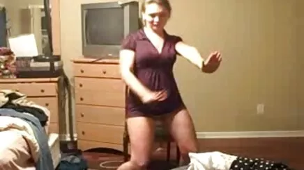 Büyük anne kızını nasıl emeceğini altyazılı sokak porno görmüyor