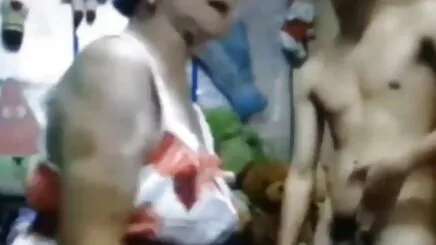 Rastgele ev asyalı porno altyazılı hırsızı 31
