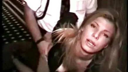 Uygunsuz altyazılı sekreter porno