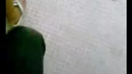 Küçük kedi Asyalı Porno alt yazılı pornular