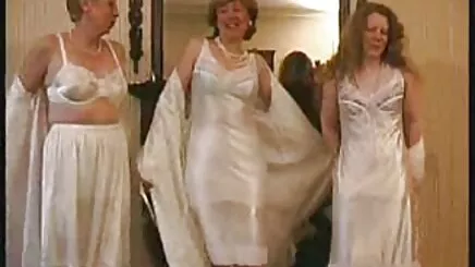 Plaj bebeğim. porno alt yazılı izle