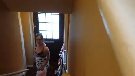 Tüm porn yazılı kıyafetleri kes
